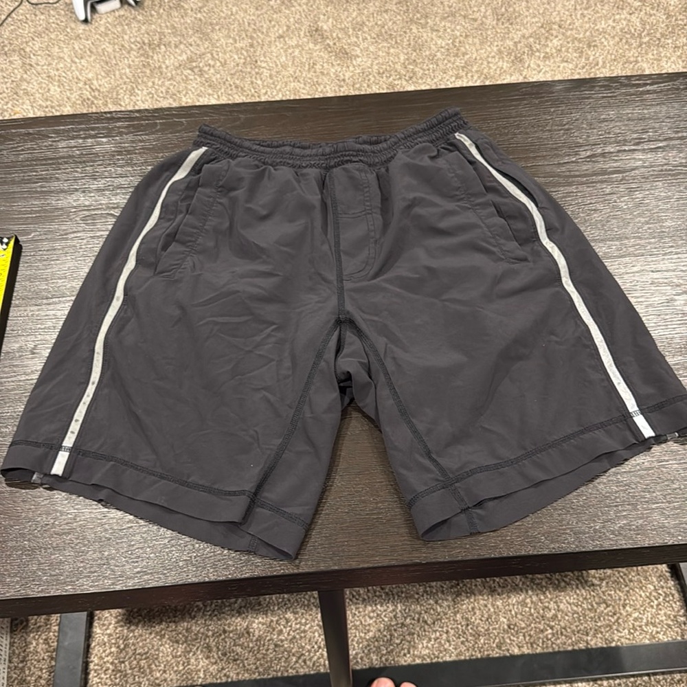 Lululemon Men’s Medium Pace Breaker Lined Black Reflective